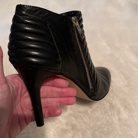 *SOLD* GORGEOUS! Black Leather Booties 8 1/2 - Picture 10 of 11